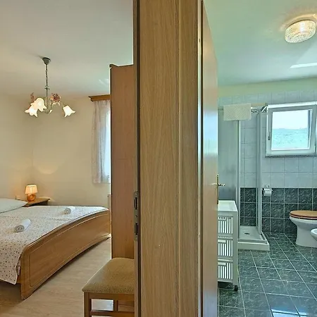 Haus Tone Vikendica Skopljak