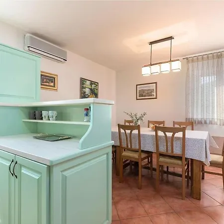 Haus Tone * Skopljak